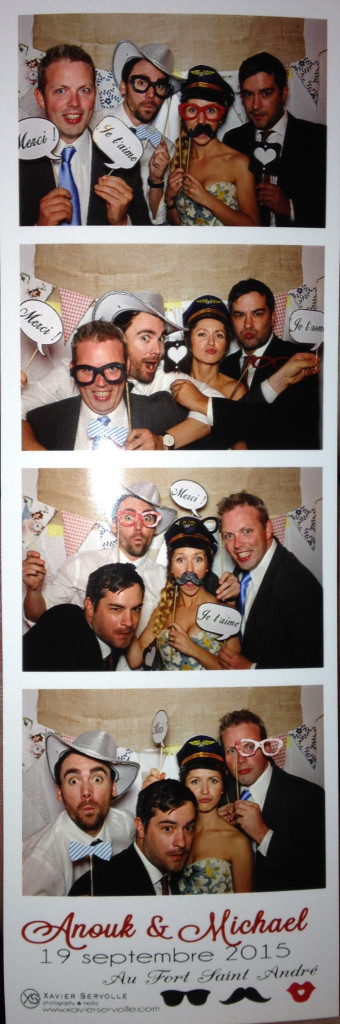 Photo booth + Props = Yes, please!
